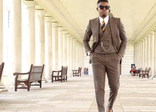 Messieurs, voici nos conseils pour bien choisir la couleur de vos costumes